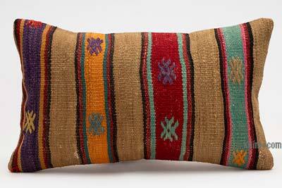 Kilim Pillow Cover - 1' 8" x 1'  (20" x 12")