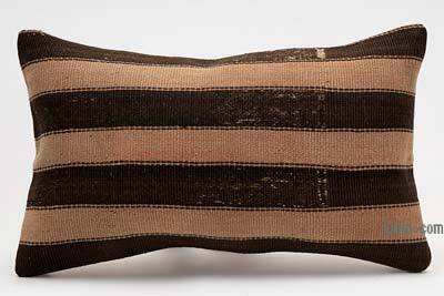 Kilim Pillow Cover - 1' 8" x 1'  (20" x 12")