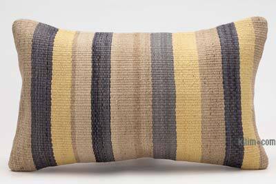 Kilim Pillow Cover - 1' 8" x 1'  (20" x 12")