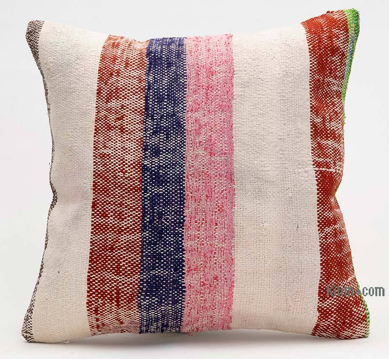 Kilim Pillow Cover - 1' 4" x 1' 4" (16" x 16") - K0078207