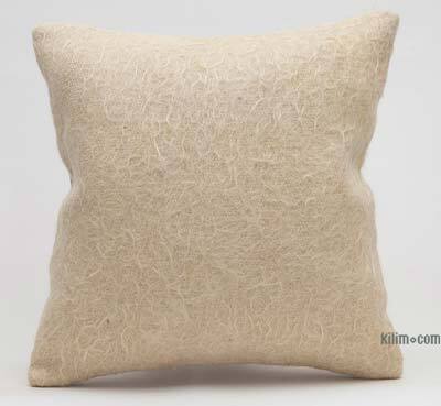 Kilim Pillow Cover - 1' 4" x 1' 4" (16" x 16")