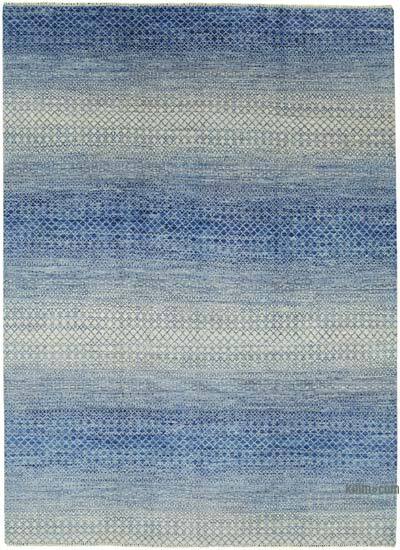 New Hand-Knotted Rug - 9'  x 12' 3" (108" x 147")
