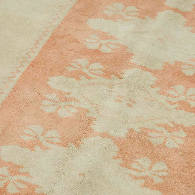 Vintage Turkish Hand-Knotted Rug - 5' 6" x 8' 3" (66" x 99") - K0078618