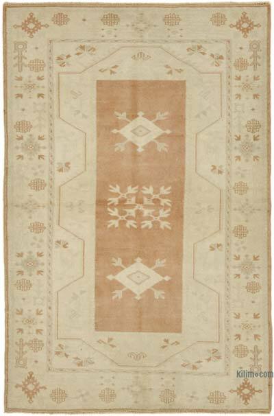 Vintage Turkish Hand-Knotted Rug - 4'  x 6' 1" (48" x 73")