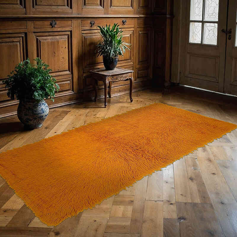 Vintage Anatolian Tulu Rug - 3' 7" x 7' 7" (43" x 91") - K0078972