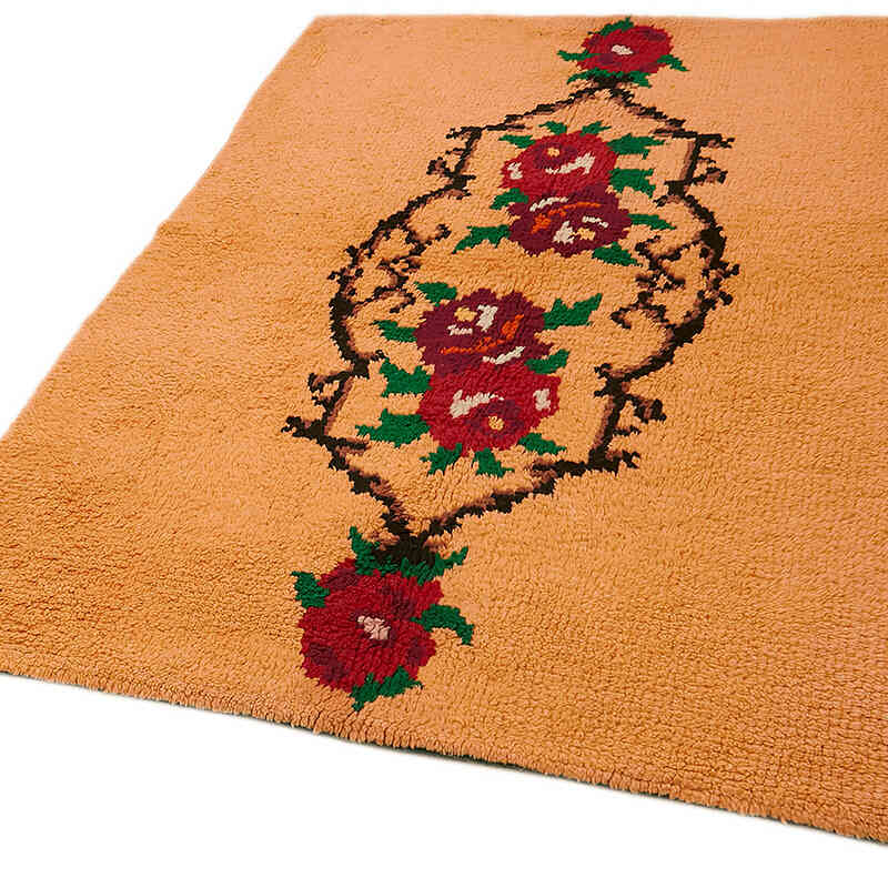 Vintage Anatolian Tulu Rug - 4' 11" x 6' 9" (59" x 81") - K0079038