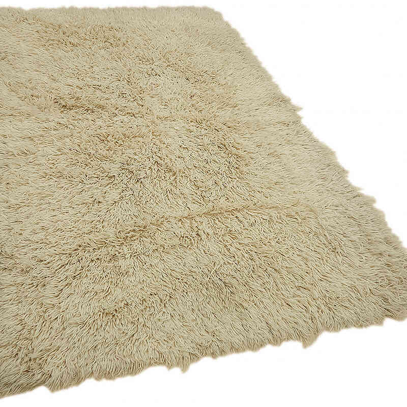 Vintage Anatolian Tulu Rug - 4' 7" x 7' 7" (55" x 91") - K0079081