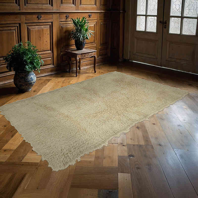 Vintage Anatolian Tulu Rug - 4' 7" x 7' 7" (55" x 91") - K0079081