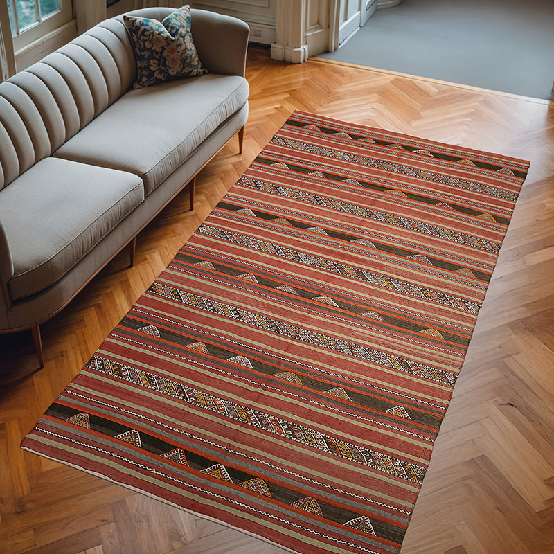 Vintage Anatolian Kilim Rug - 5' 6" x 9' 7" (66" x 115") - K0079108