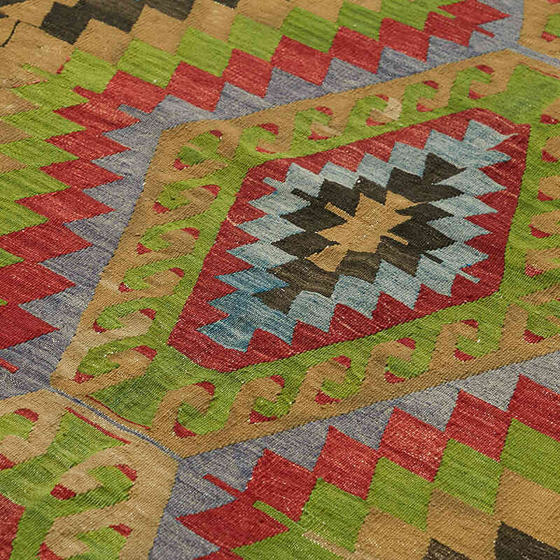 Vintage Anatolian Kilim Rug - 6' 3" x 9' 7" (75" x 115") - K0079115