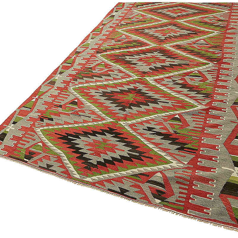 Vintage Anatolian Kilim Rug - 5' 10" x 9' 5" (70" x 113") - K0079133