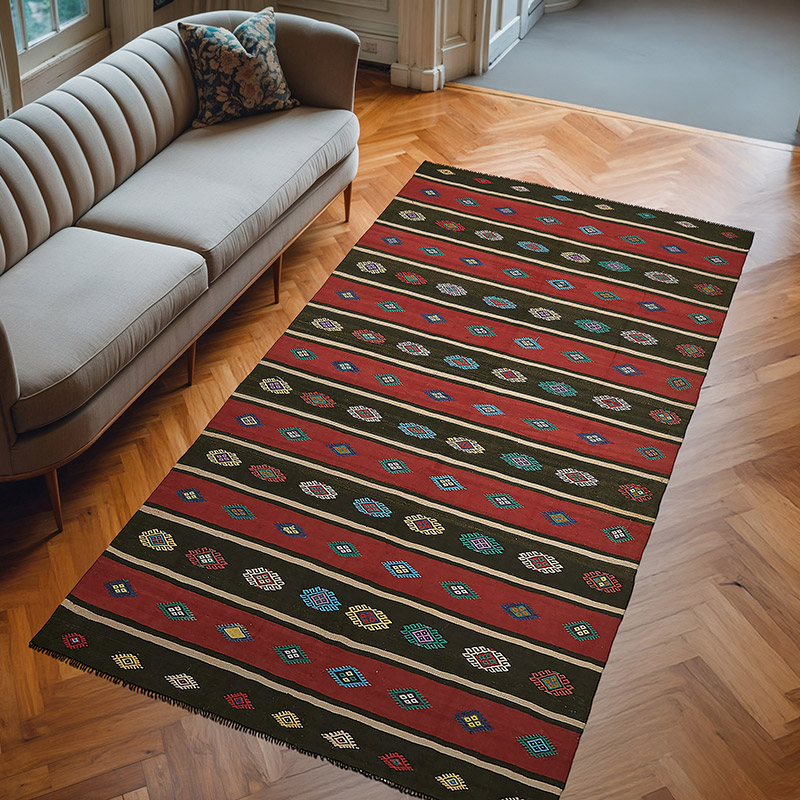 Vintage Anatolian Kilim Rug - 5' 7" x 10' 6" (67" x 126") - K0079145