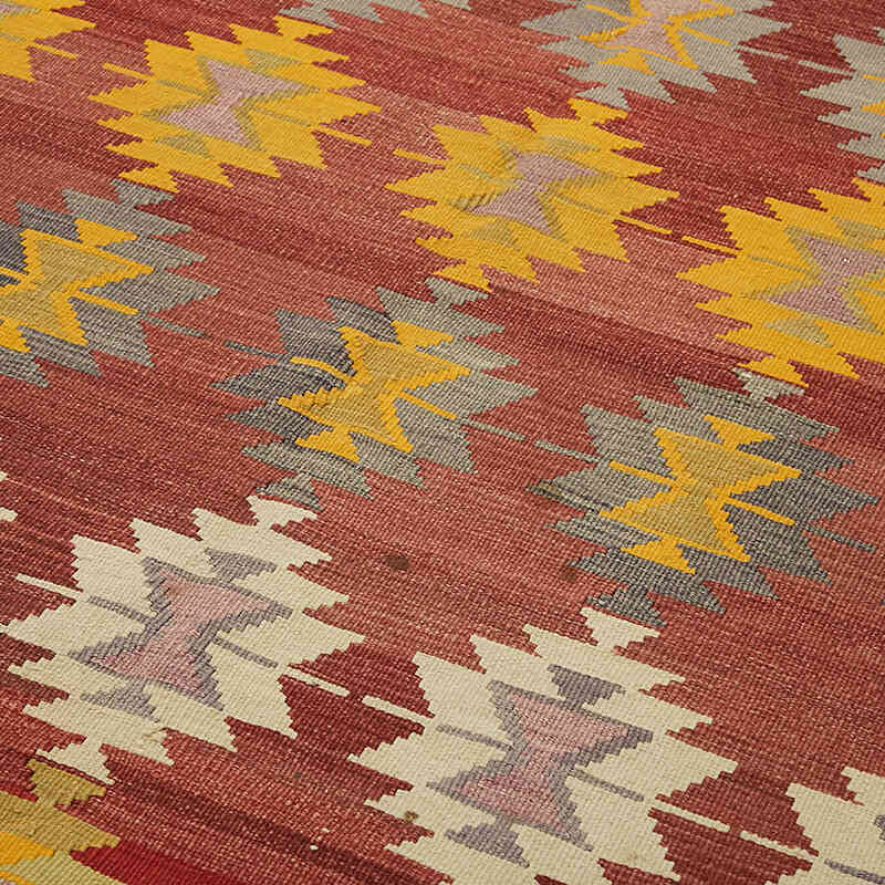 Vintage Anatolian Kilim Rug - 5' 9" x 10' 2" (69" x 122") - K0079155