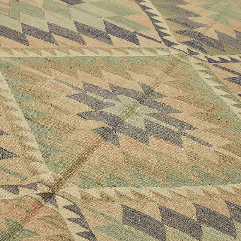 Vintage Anatolian Kilim Rug - 5' 5" x 10'  (65" x 120") - K0079185