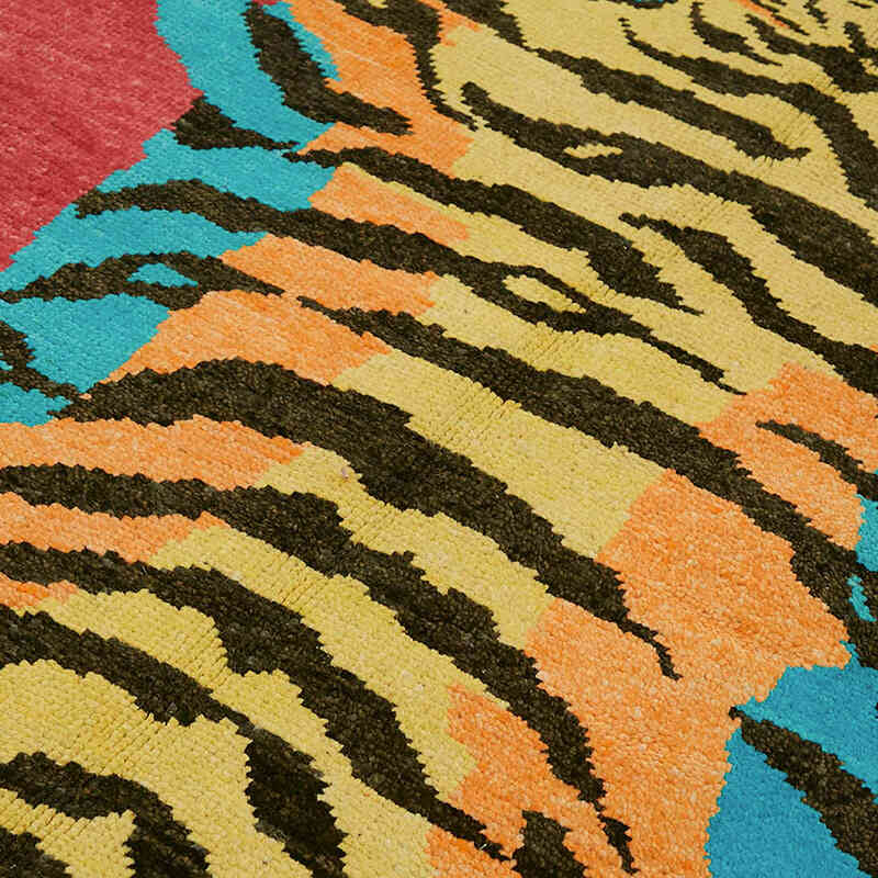 New Hand-Knotted Tiger Rug - 5' 6" x 7' 4" (66" x 88") - K0079199