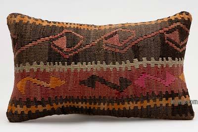 Kilim Pillow Cover - 1' 8" x 1'  (20" x 12")