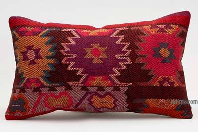 Kilim Pillow Cover - 1' 8" x 1'  (20" x 12")
