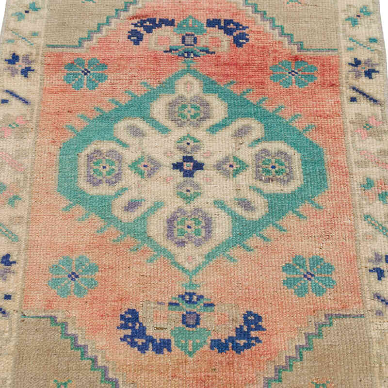 Vintage Turkish Hand-Knotted Rug - 1' 6" x 2' 6" (18" x 30") - K0079577