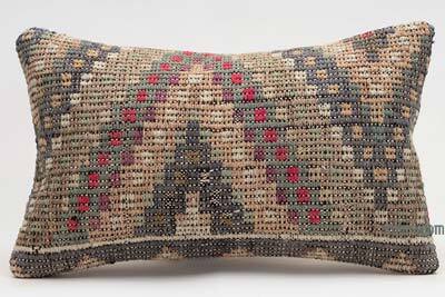 Kilim Yastik Kilifi