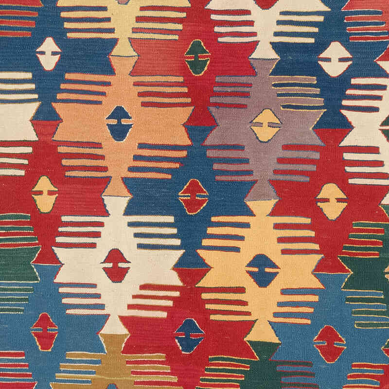 New Handwoven Turkish Kilim Rug - 4'  x 5' 11" (48" x 71") - K0080111