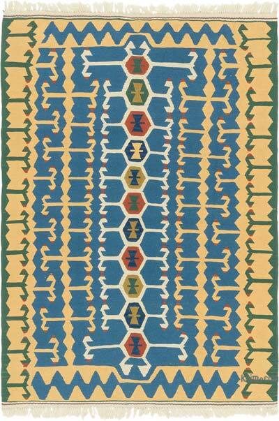 New Handwoven Turkish Kilim Rug - 3' 11" x 5' 7" (47" x 67")