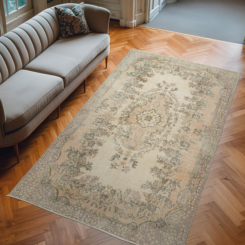 Vintage Turkish Hand-Knotted Rug - 5' 5" x 9' 3" (65" x 111") - K0080357