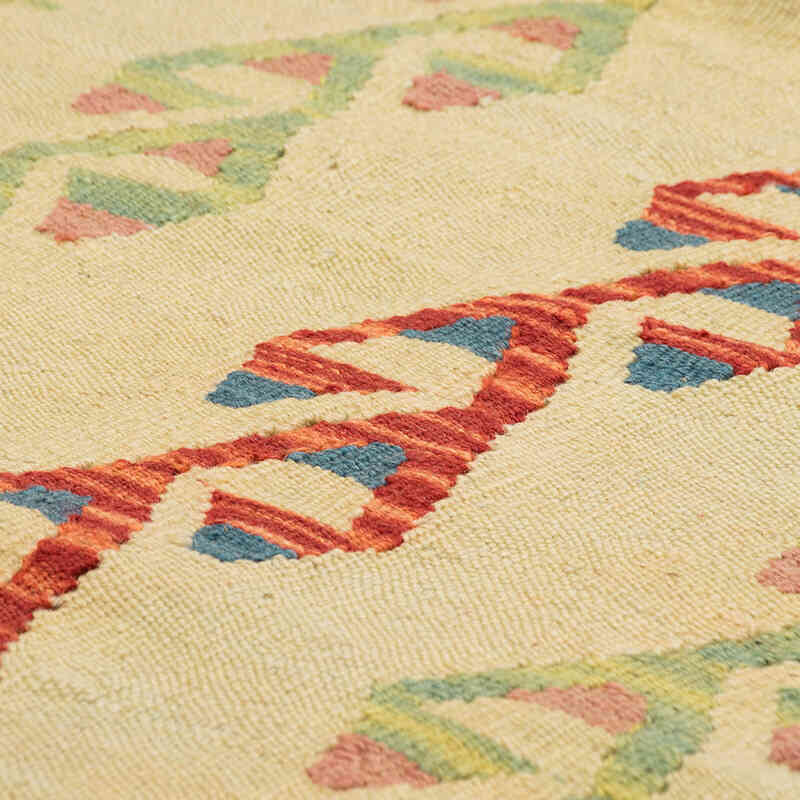 New Handwoven Turkish Kilim Rug - 3' 8" x 5' 5" (44" x 65") - K0080411