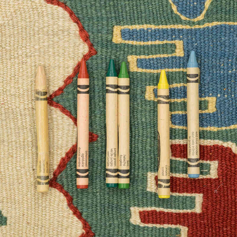 New Handwoven Turkish Kilim Rug - 4'  x 6'  (48" x 72") - K0080417