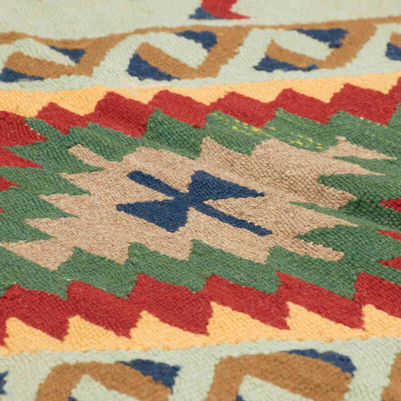 New Handwoven Turkish Kilim Rug - 4' 2" x 5' 8" (50" x 68") - K0080449