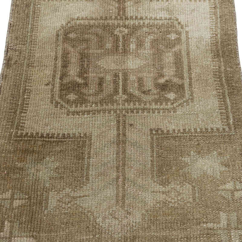 Vintage Turkish Hand-Knotted Rug - 1' 6" x 2' 7" (18" x 31") - K0080489
