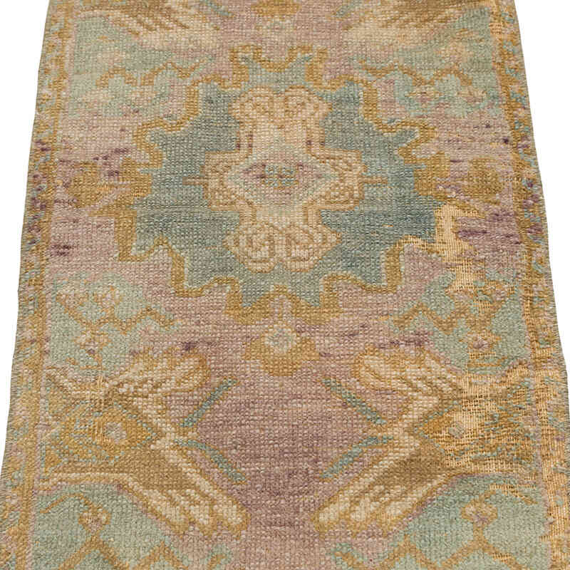 Vintage Turkish Hand-Knotted Rug - 1' 5" x 2' 8" (17" x 32") - K0080492