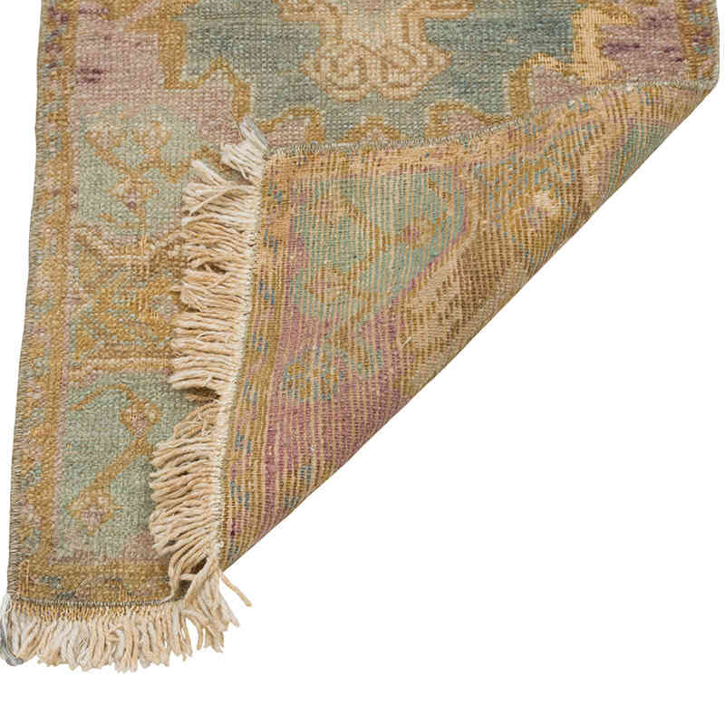 Vintage Turkish Hand-Knotted Rug - 1' 5" x 2' 8" (17" x 32") - K0080492