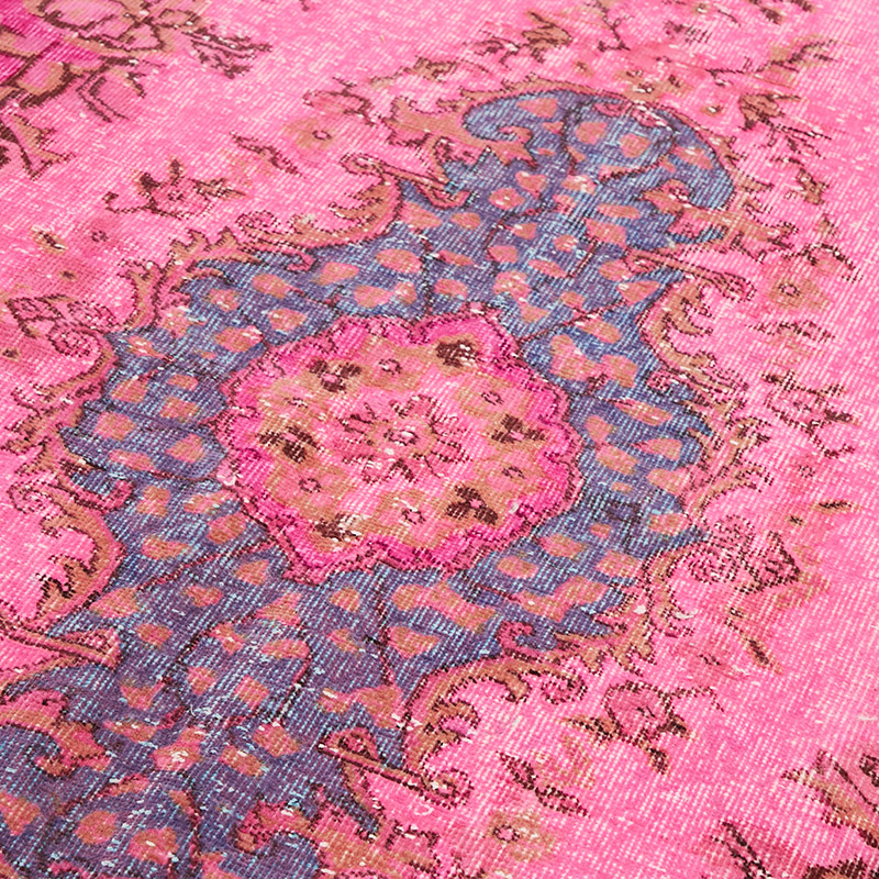 Hand Carved Over-Dyed Rug - 5' 1" x 9' 7" (61" x 115") - K0080800