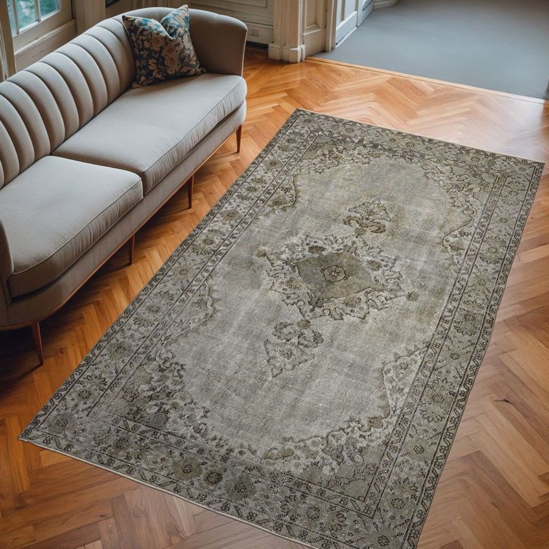 Hand Carved Over-Dyed Rug - 5' 7" x 9' 5" (67" x 113") - K0080820