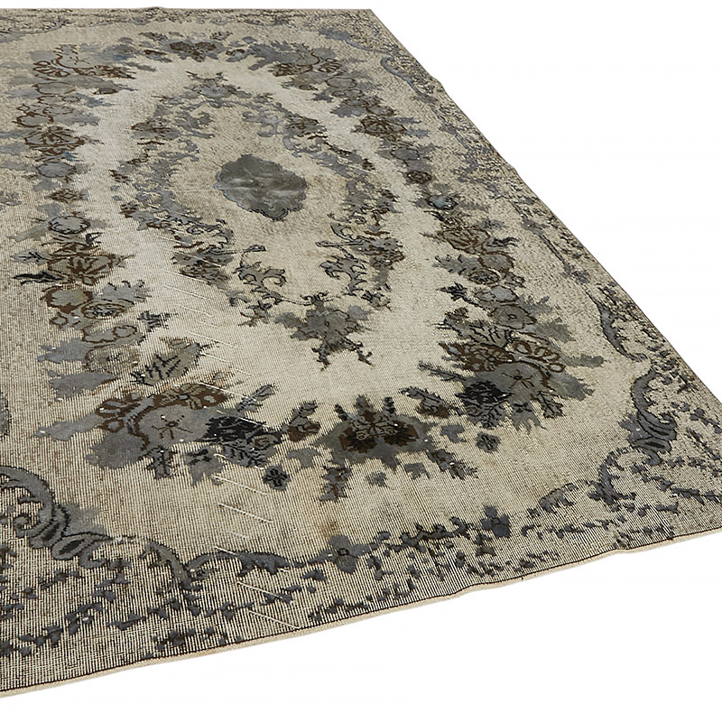 Hand Carved Over-Dyed Rug - 5' 7" x 9' 11" (67" x 119") - K0080821