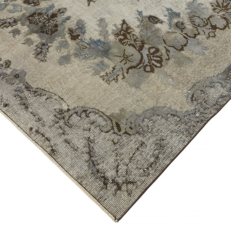 Hand Carved Over-Dyed Rug - 5' 7" x 9' 11" (67" x 119") - K0080821