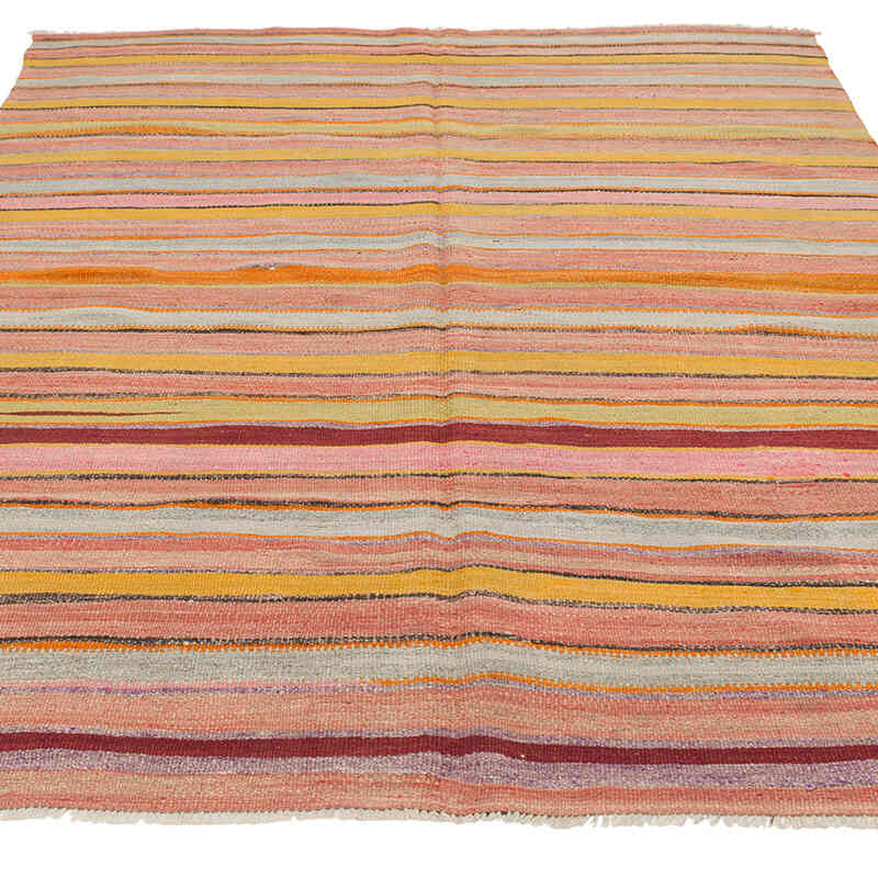 Vintage Turkish Kilim Rug - 5' 7" x 7' 10" (67" x 94") - K0080871