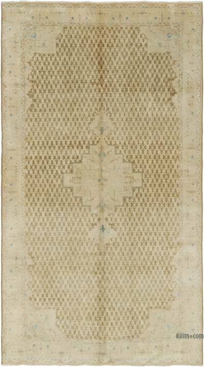 Vintage Turkish Hand-Knotted Rug - 4' 11" x 9'  (59" x 108")