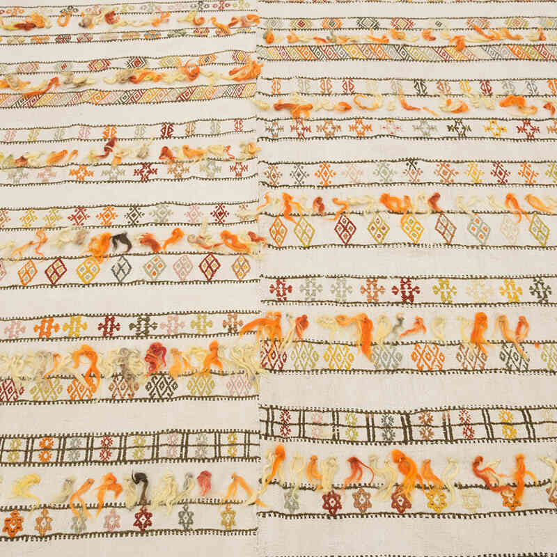 Vintage Anatolian Jijim Rug - 5' 8" x 8' 4" (68" x 100") - K0081142