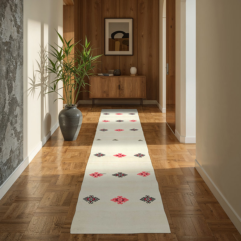 Vintage Anatolian Kilim Runner - 2' 7" x 8' 7" (31" x 103") - K0081151