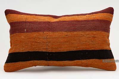 Kilim Pillow Cover - 1' 8" x 1'  (20" x 12")