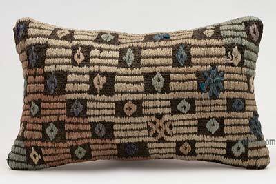 Kilim Pillow Cover - 1' 8" x 1'  (20" x 12")