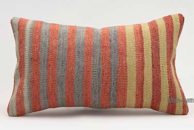 Kilim Pillow Cover - 1' 8" x 1'  (20" x 12")