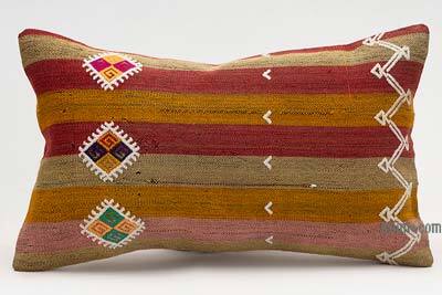Kilim Pillow Cover - 1' 8" x 1'  (20" x 12")