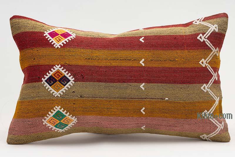 Kilim Pillow Cover - 1' 8" x 1'  (20" x 12") - K0081239