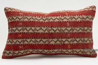 Kilim Pillow Cover - 1' 8" x 1'  (20" x 12")