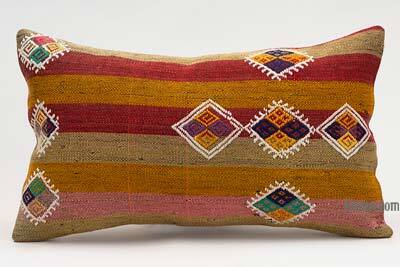 Kilim Pillow Cover - 1' 8" x 1'  (20" x 12")