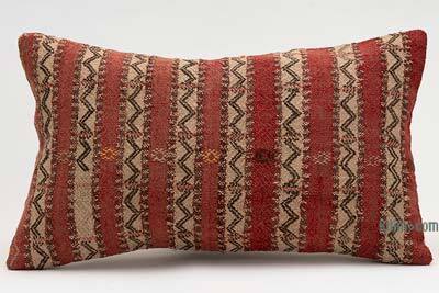 Kilim Pillow Cover - 1' 8" x 1'  (20" x 12")