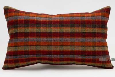 Kilim Pillow Cover - 1' 8" x 1'  (20" x 12")