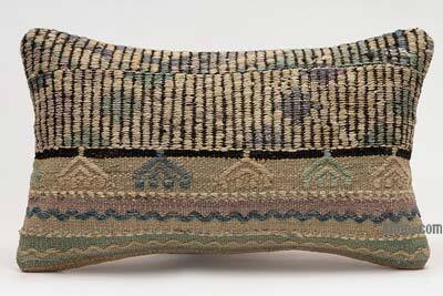 Kilim Pillow Cover - 1' 8" x 1'  (20" x 12")